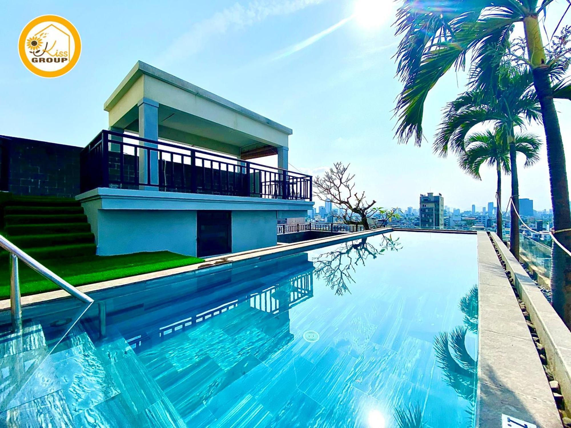 Tokyo Boutique Front Beach Hotel Da Nang Esterno foto